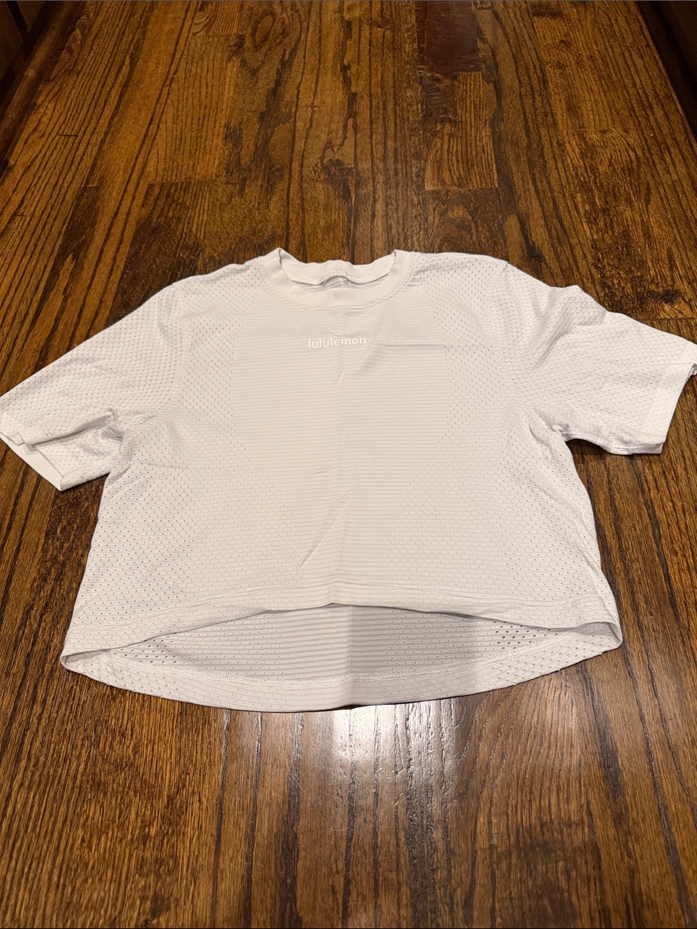 LULULEMON Ultralight Waist-Length Shirt